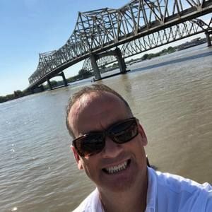 Meet your Posher, Chris